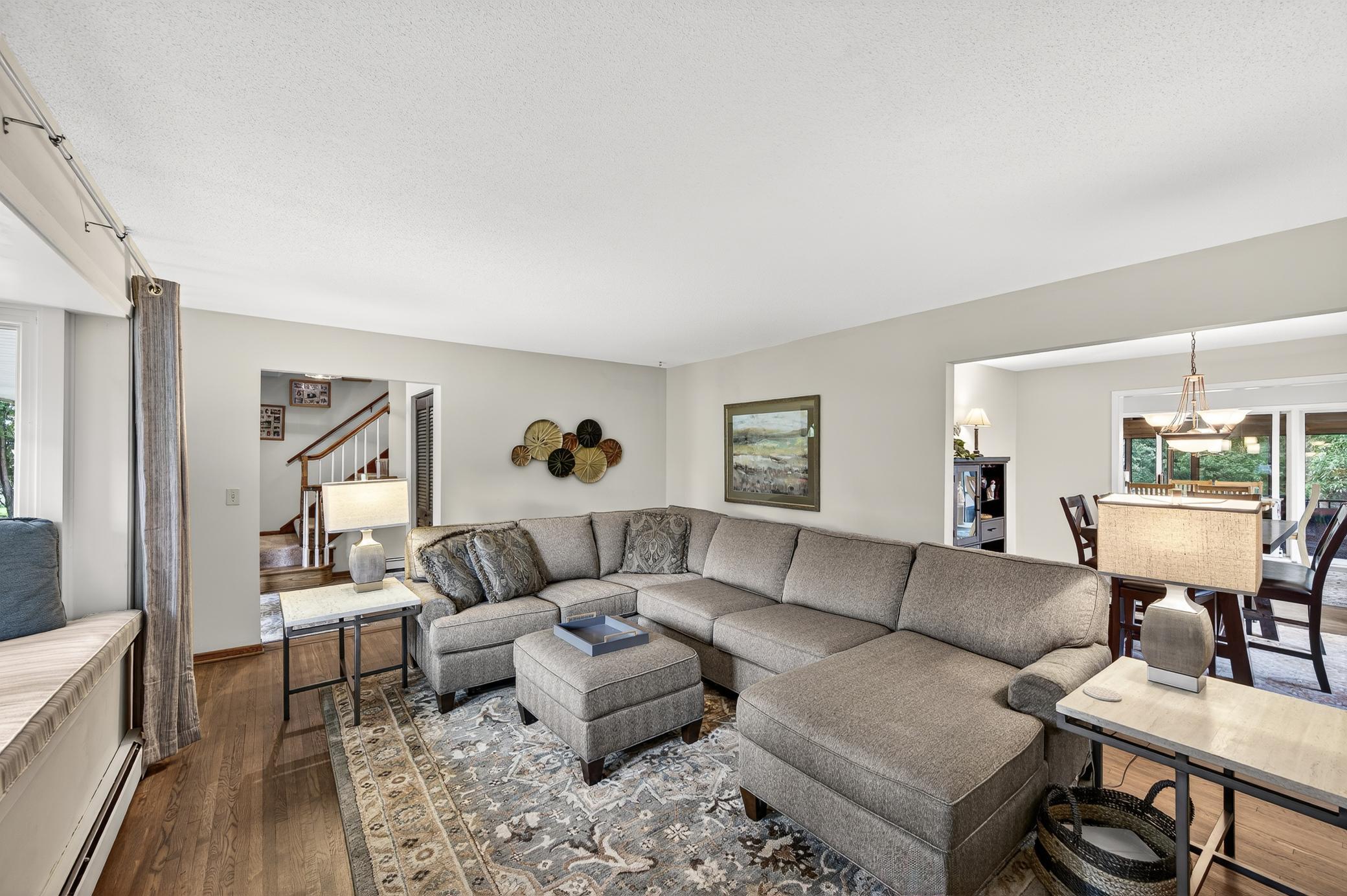 5512 Hillside Court Edina, MN 55439 - Photo 11 of 98