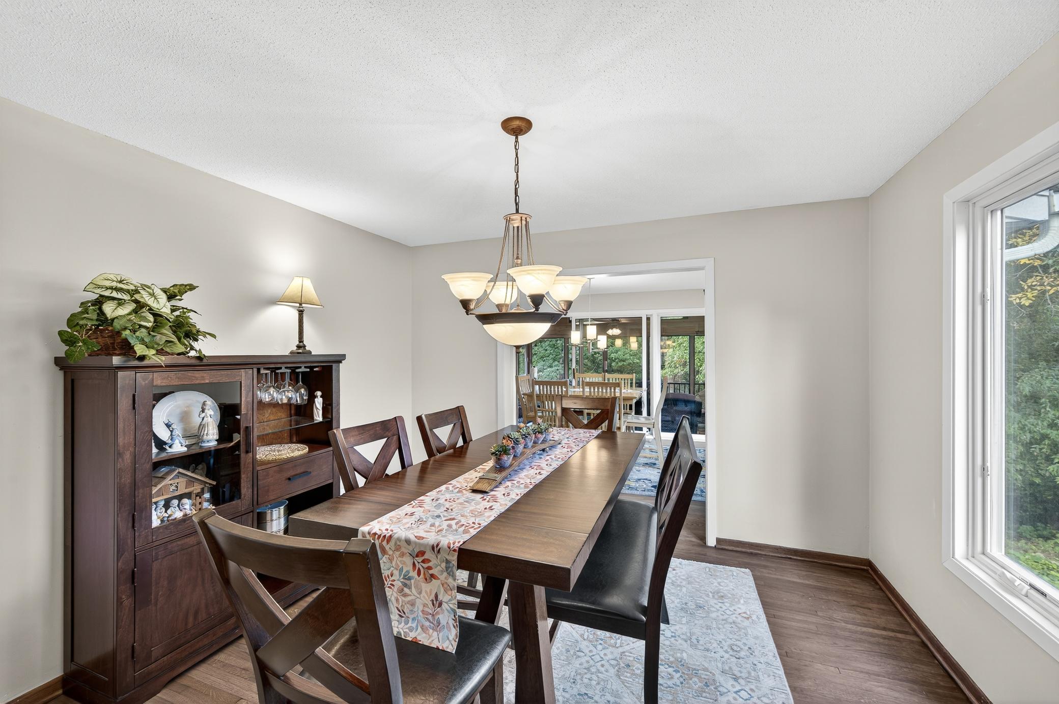 5512 Hillside Court Edina, MN 55439 - Photo 16 of 98