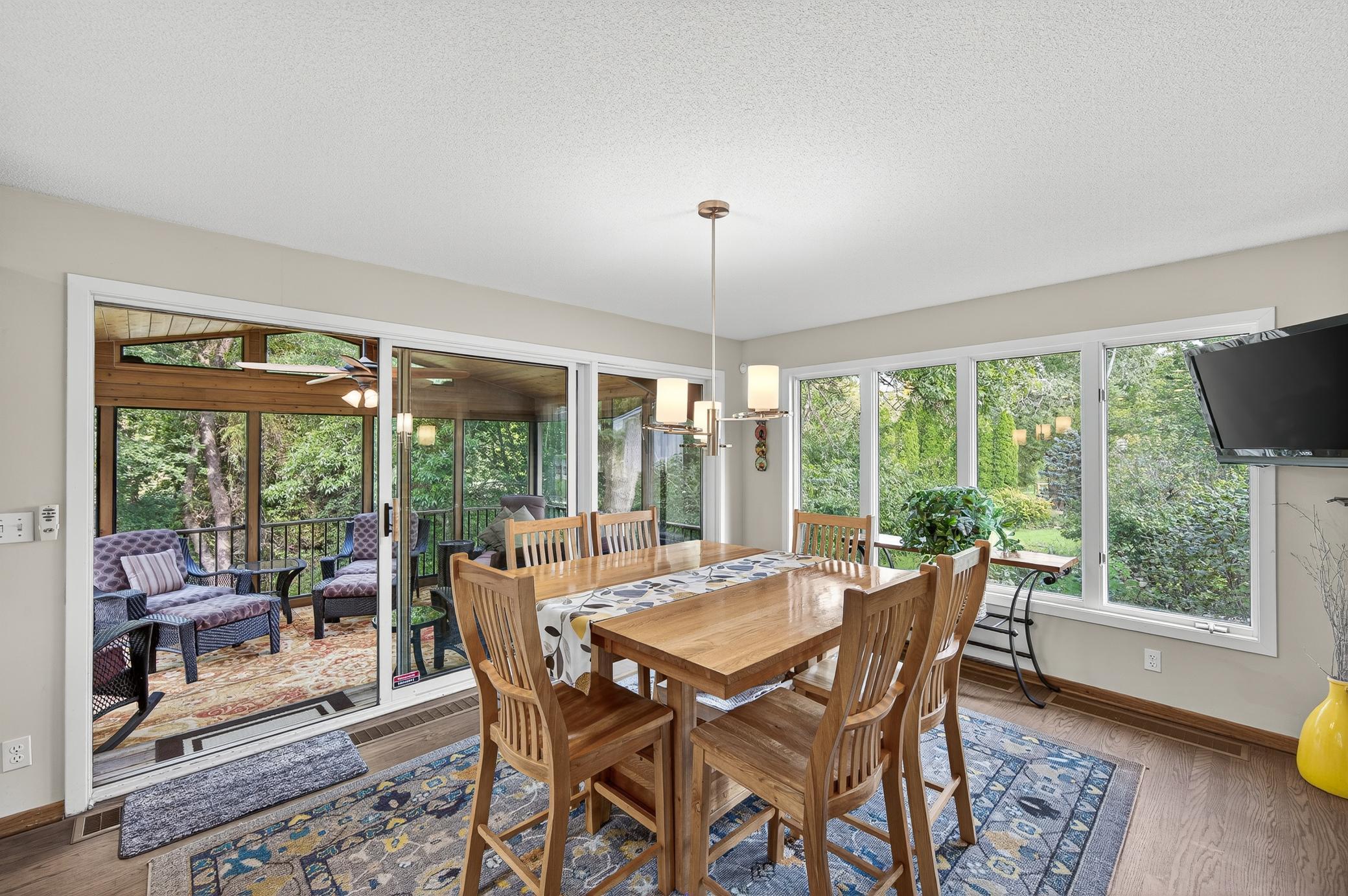 5512 Hillside Court Edina, MN 55439 - Photo 19 of 98