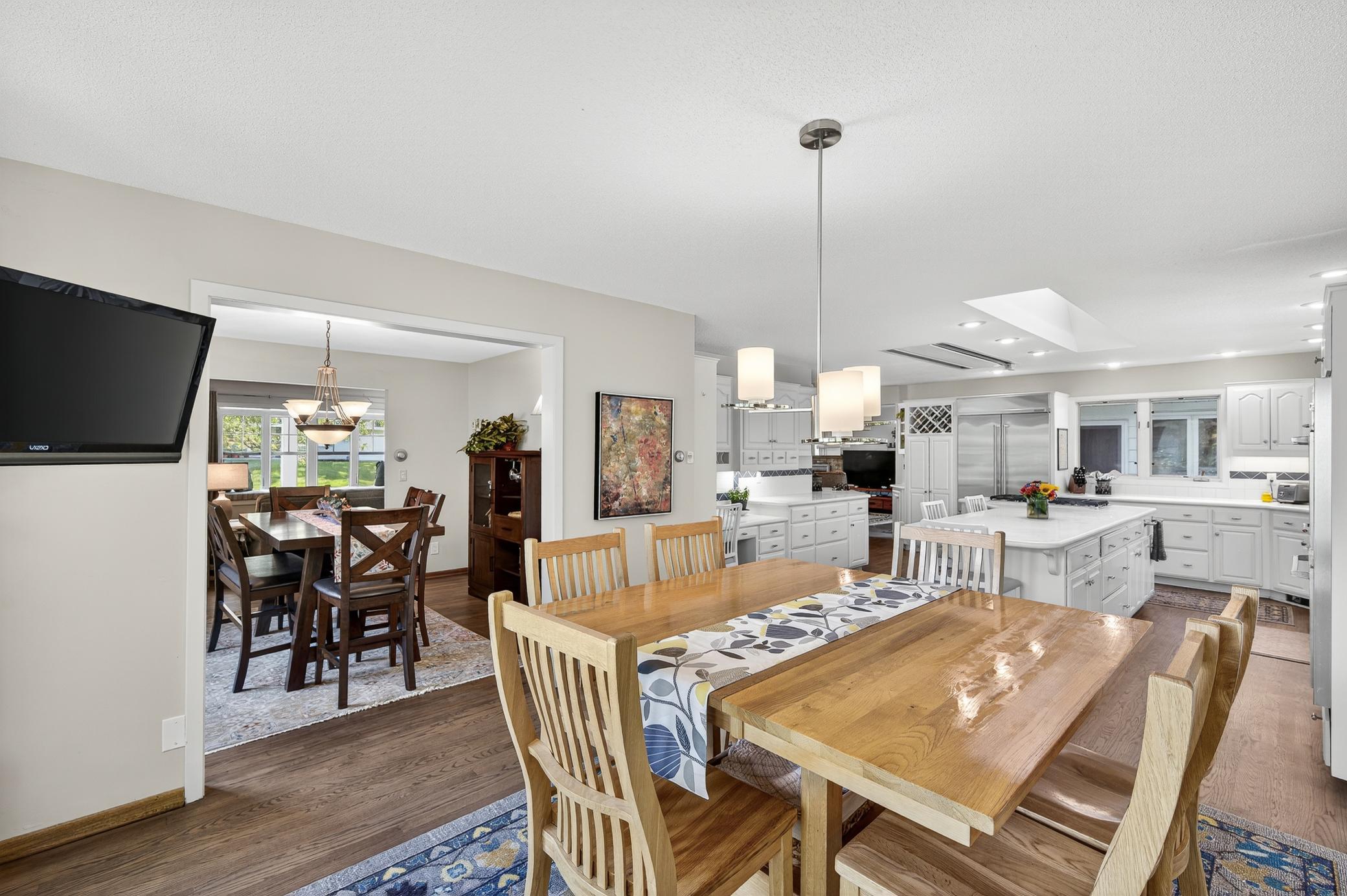 5512 Hillside Court Edina, MN 55439 - Photo 21 of 98