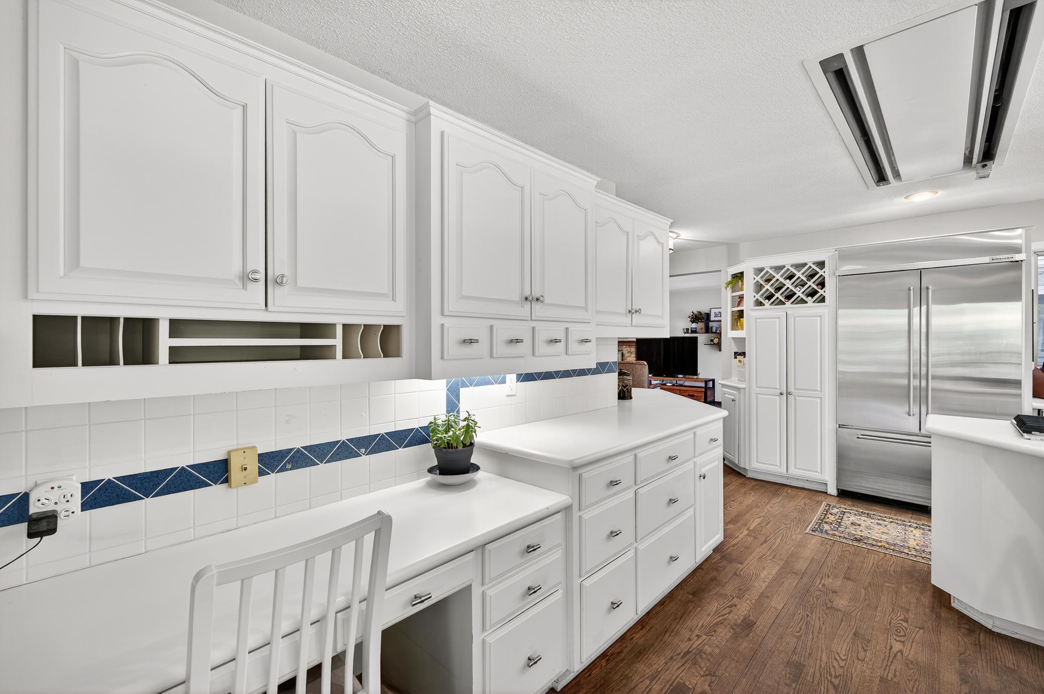 5512 Hillside Court Edina, MN 55439 - Photo 23 of 98