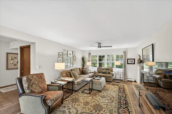 $1,960,000 | 5512 Hillside Court, Edina, MN 55439