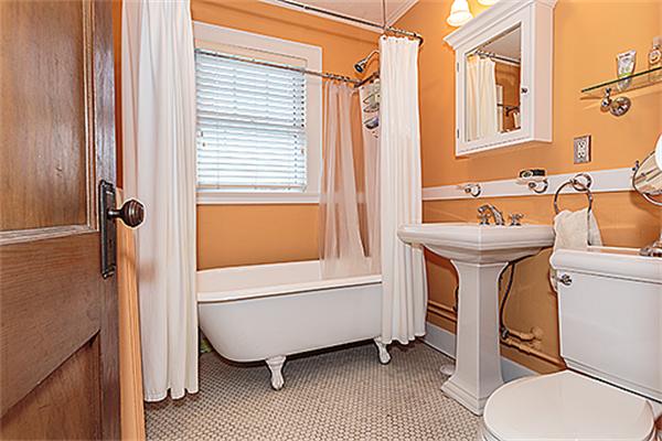49 Chester Road, Unit 2 Belmont, MA 02478 - Photo 11 of 18 Gallery Image 11