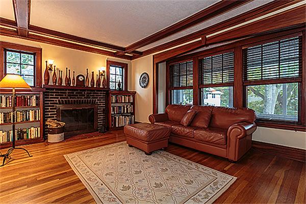 49 Chester Road, Unit 2 Belmont, MA 02478 - Photo 3 of 18 Gallery Image 3