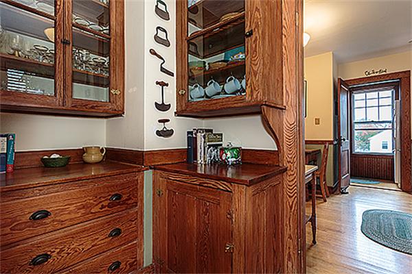 49 Chester Road, Unit 2 Belmont, MA 02478 - Photo 6 of 18 Gallery Image 6