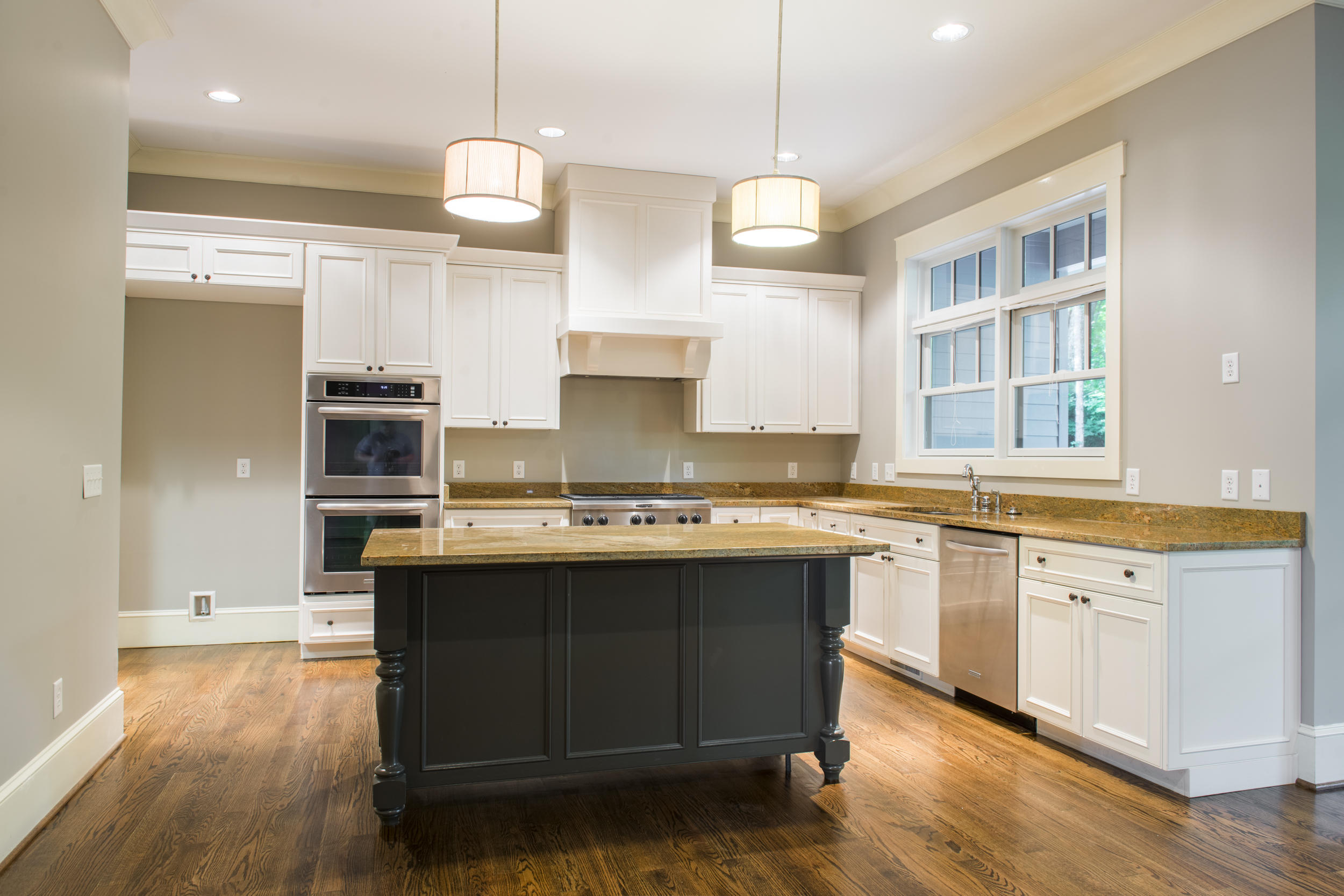 781 Berry Spring Path Signal Mountain, TN 37377 - Photo 14 of 49 HuckleberryGrove_lrg-11