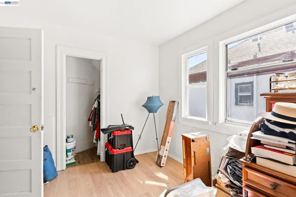 $799,000 | 3856 West Street, Oakland, CA 94608