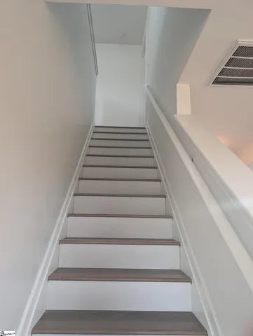 $2,300 | 212 Werninger Court, Greer, SC 29650