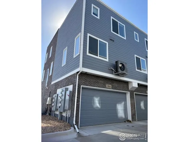 $550,000 | 304 Geneva Street, Aurora, CO 80010