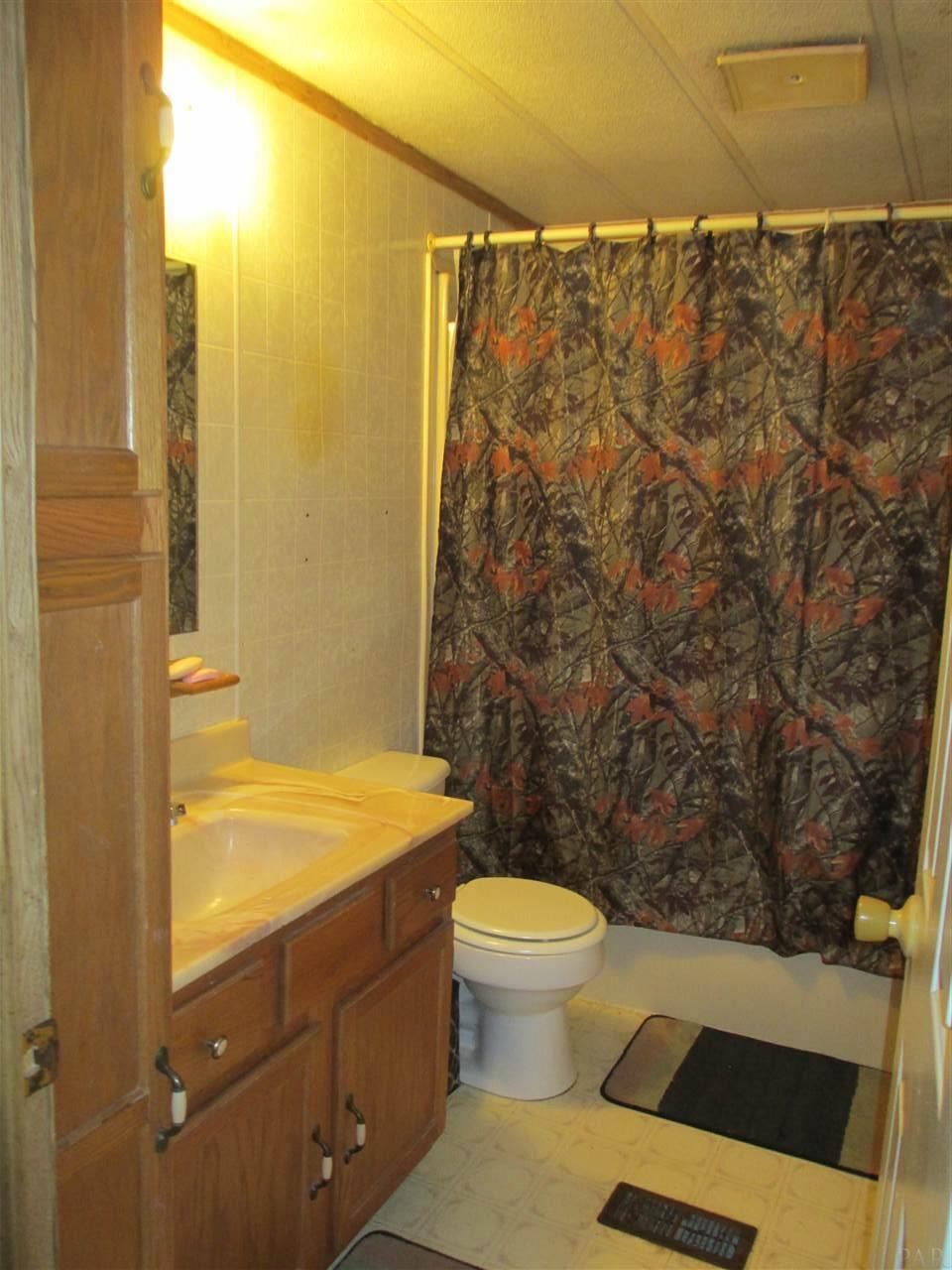 7944 Parker Road Milton, FL 32570 - Photo 17 of 29 Gallery Image 17