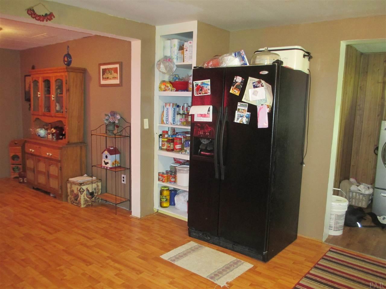 7944 Parker Road Milton, FL 32570 - Photo 5 of 29 Gallery Image 5