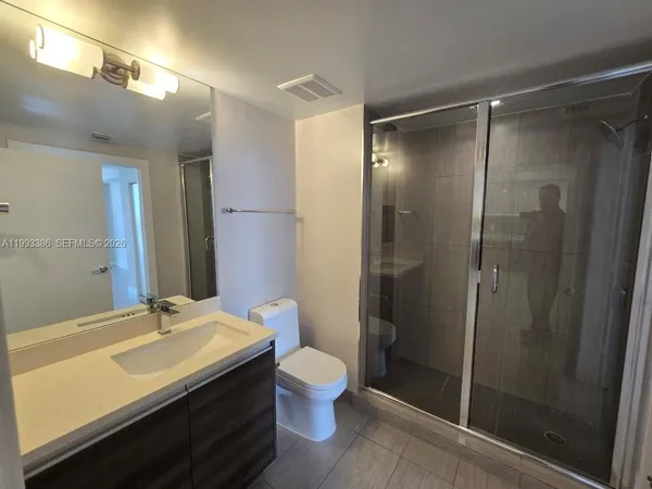 $2,825 | 117 Southwest 10th Street, Unit 2105, Miami, FL 33130