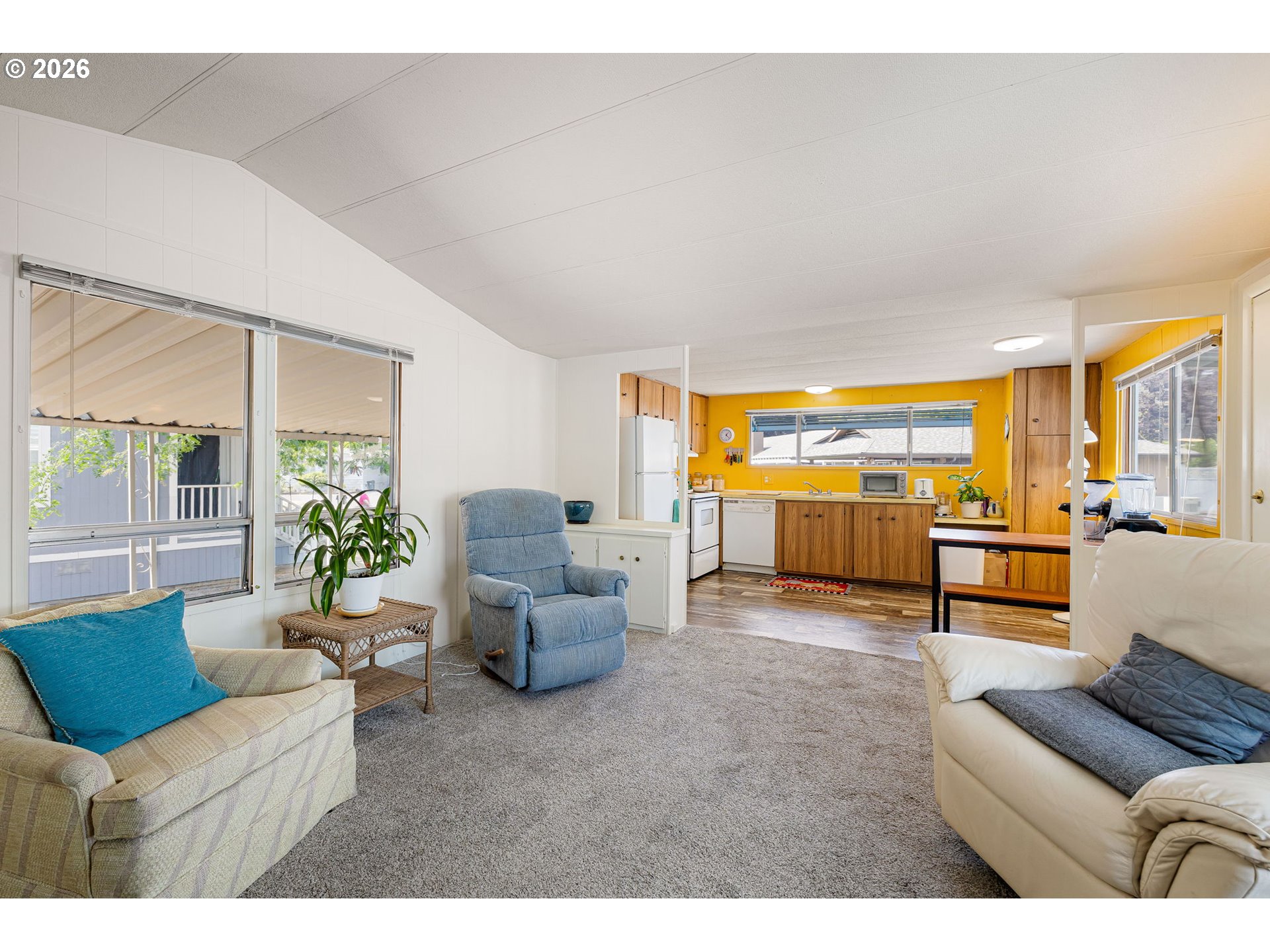 1475 Green Acres Road, Unit 142 Eugene, OR 97408 - Photo 11 of 40 Gallery Image 11