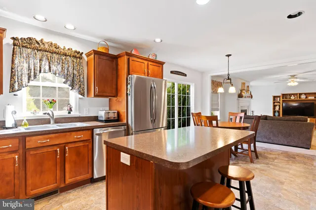 $489,900 | 657 Hamaker Road, Manheim, PA 17545