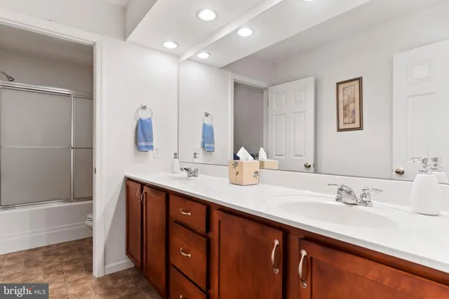 $489,900 | 657 Hamaker Road, Manheim, PA 17545