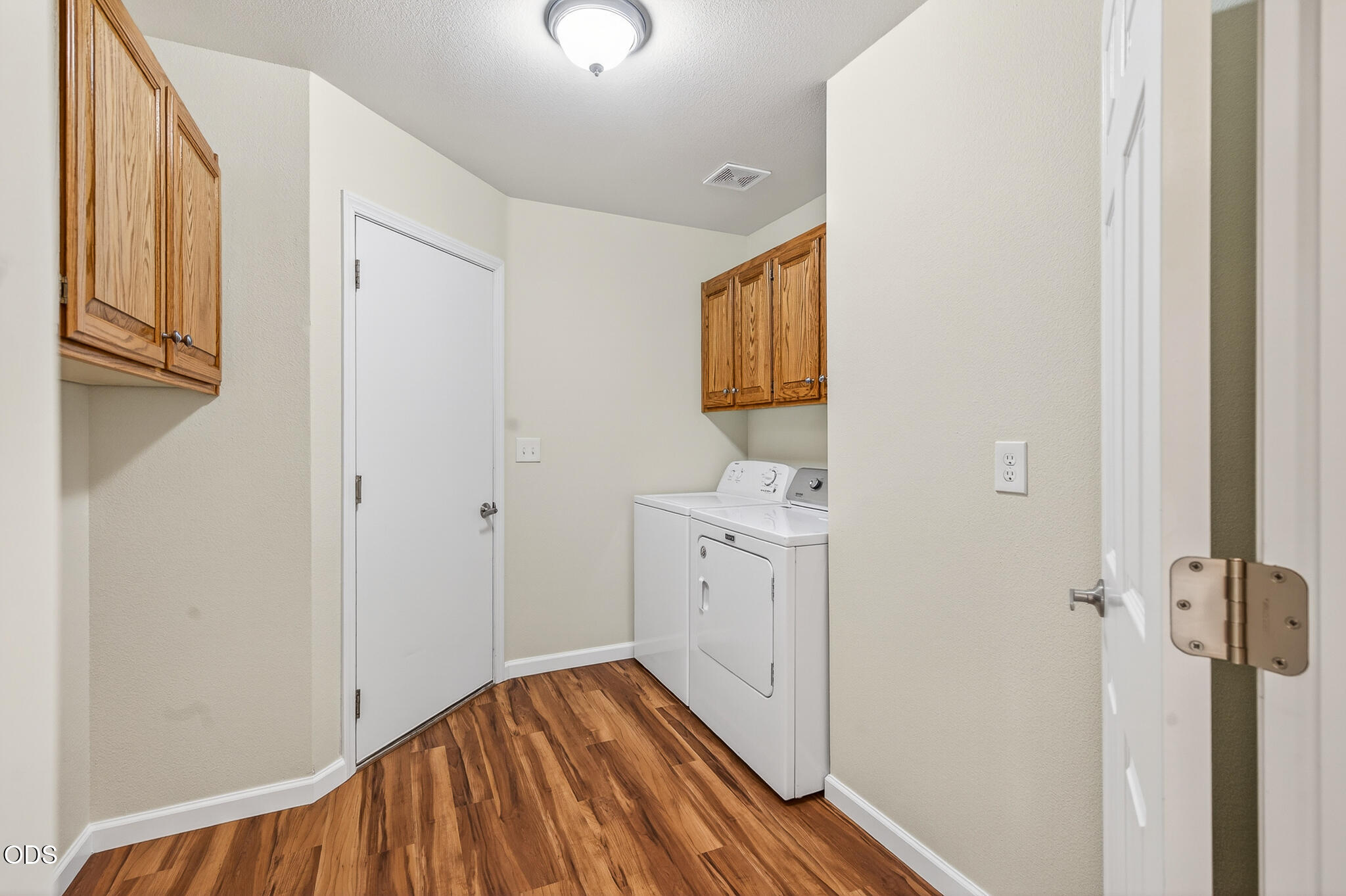 2990 Northeast Wells Acres Road Bend, OR 97701 - Photo 19 of 39