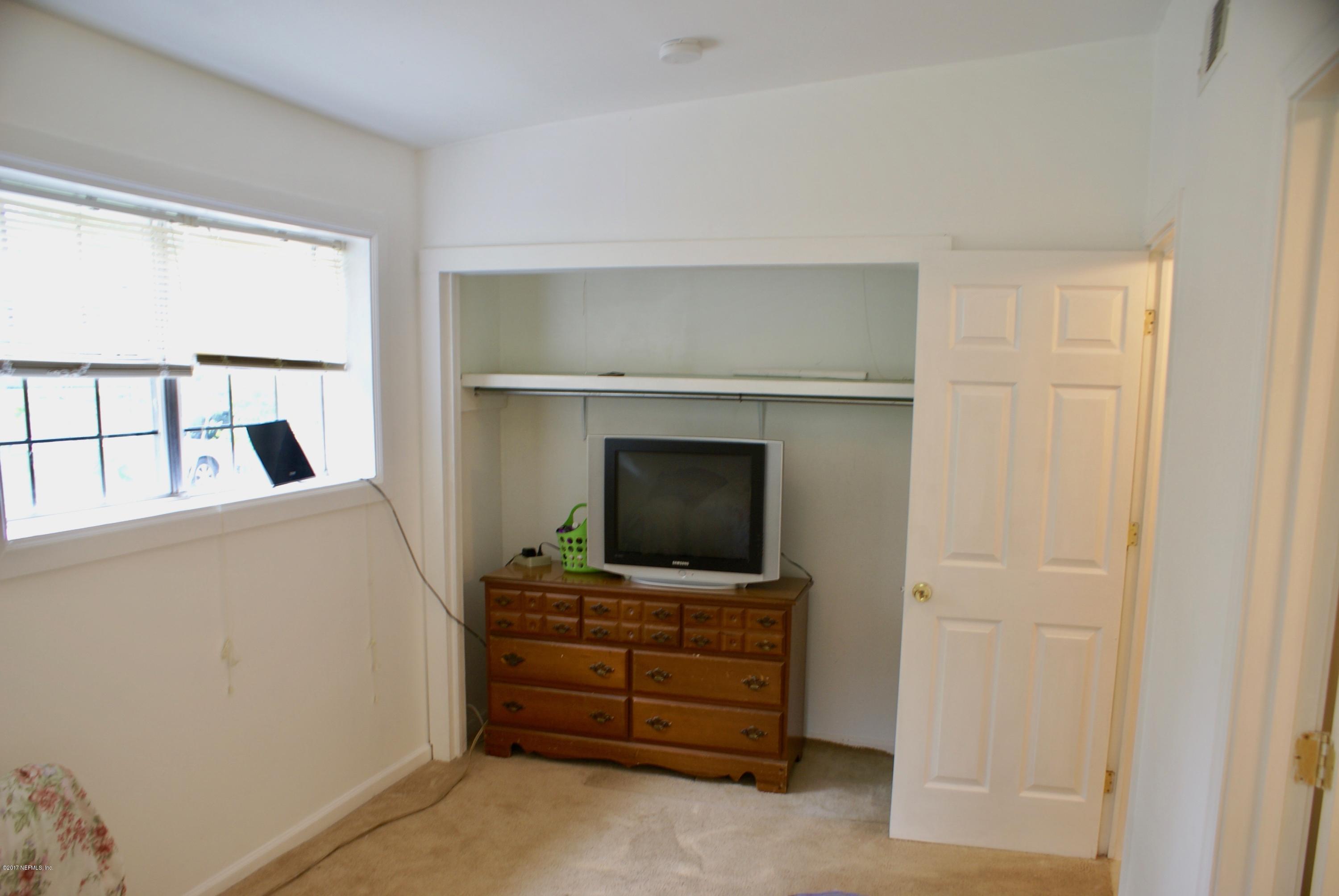 10309 Westmar Road Jacksonville, FL 32218 - Photo 23 of 26 Master Bedroom