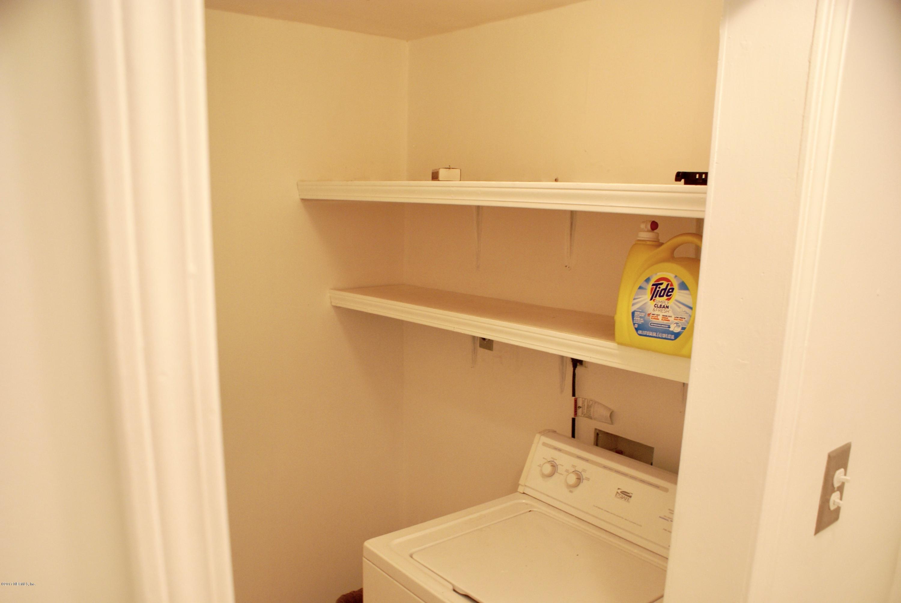 10309 Westmar Road Jacksonville, FL 32218 - Photo 26 of 26 Laundry/ Utility