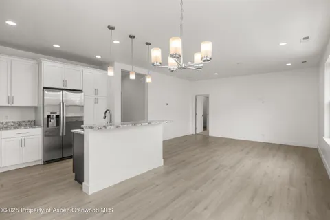 $875,000 | 1 Eagle Claw Circle, Glenwood Springs, CO 81601