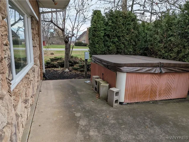 $389,000 | 2000 Maple Road, Wilson, NY 14172