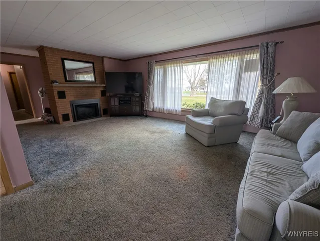 $389,000 | 2000 Maple Road, Wilson, NY 14172