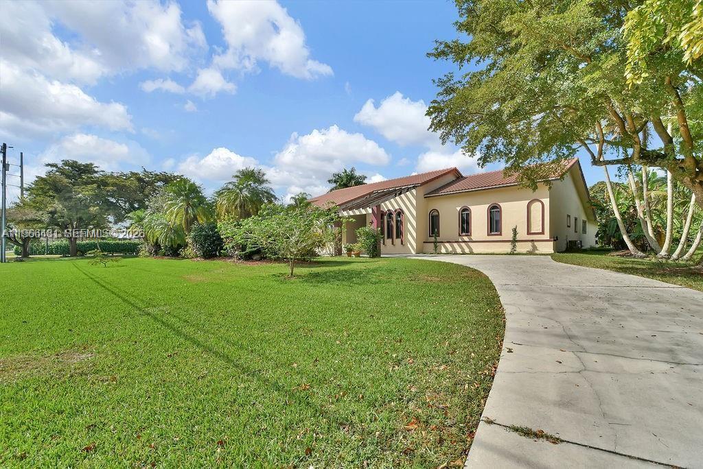 5425 Southwest 190th Avenue, Unit 1 Southwest Ranches, FL 33332 - Photo 30 of 62