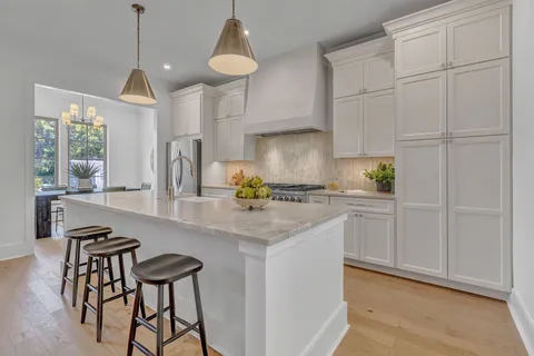 $940,000 | 505 West Bend Drive, Nashville, TN 37209