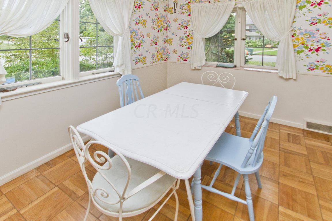 439 South Harding Road Columbus, OH 43209 - Photo 17 of 39