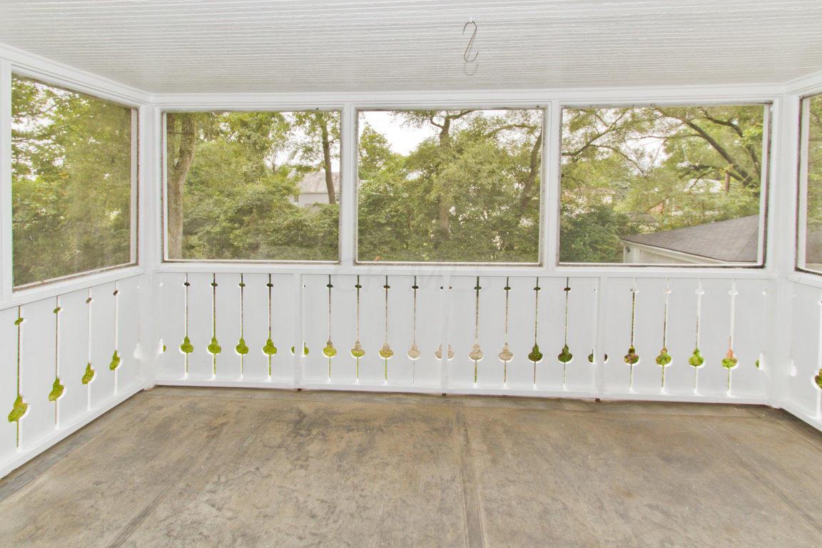 439 South Harding Road Columbus, OH 43209 - Photo 23 of 39