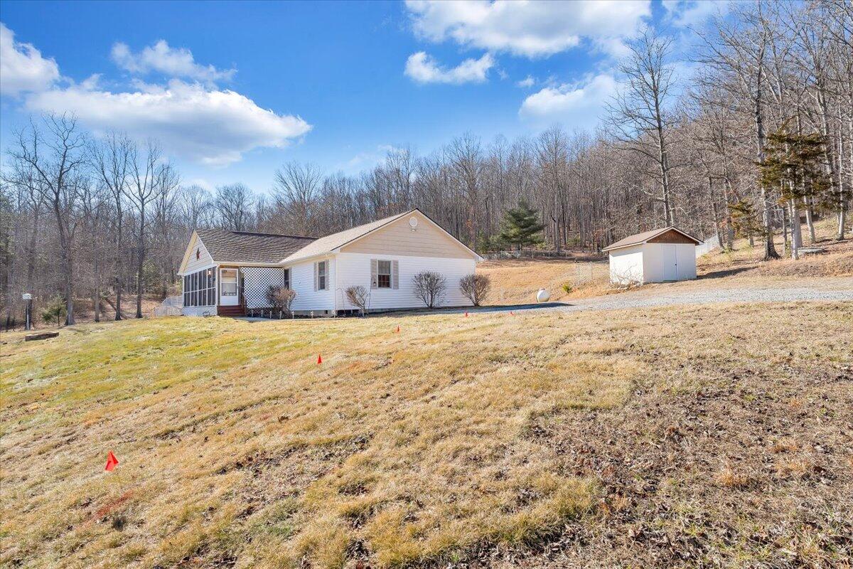 6315 Newport Road Catawba, VA 24070 - Photo 38 of 53 38-MIB05210 - Copy