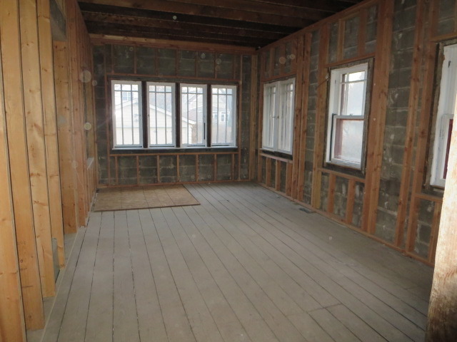 233 Olmsted Road Riverside, IL 60546 - Photo 11 of 20