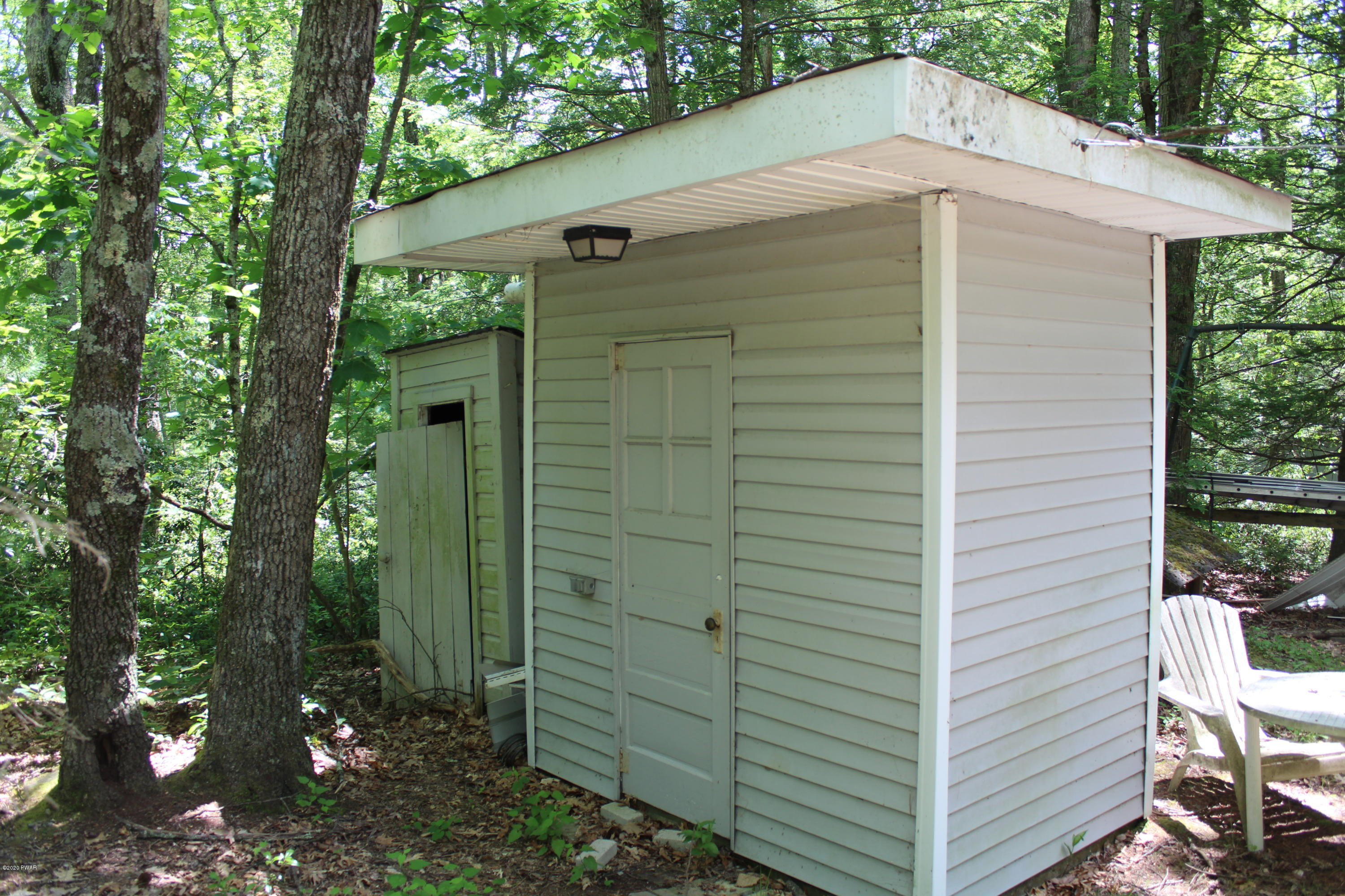 122 Old Rte 402 Dingmans Ferry, PA 18328 - Photo 25 of 41