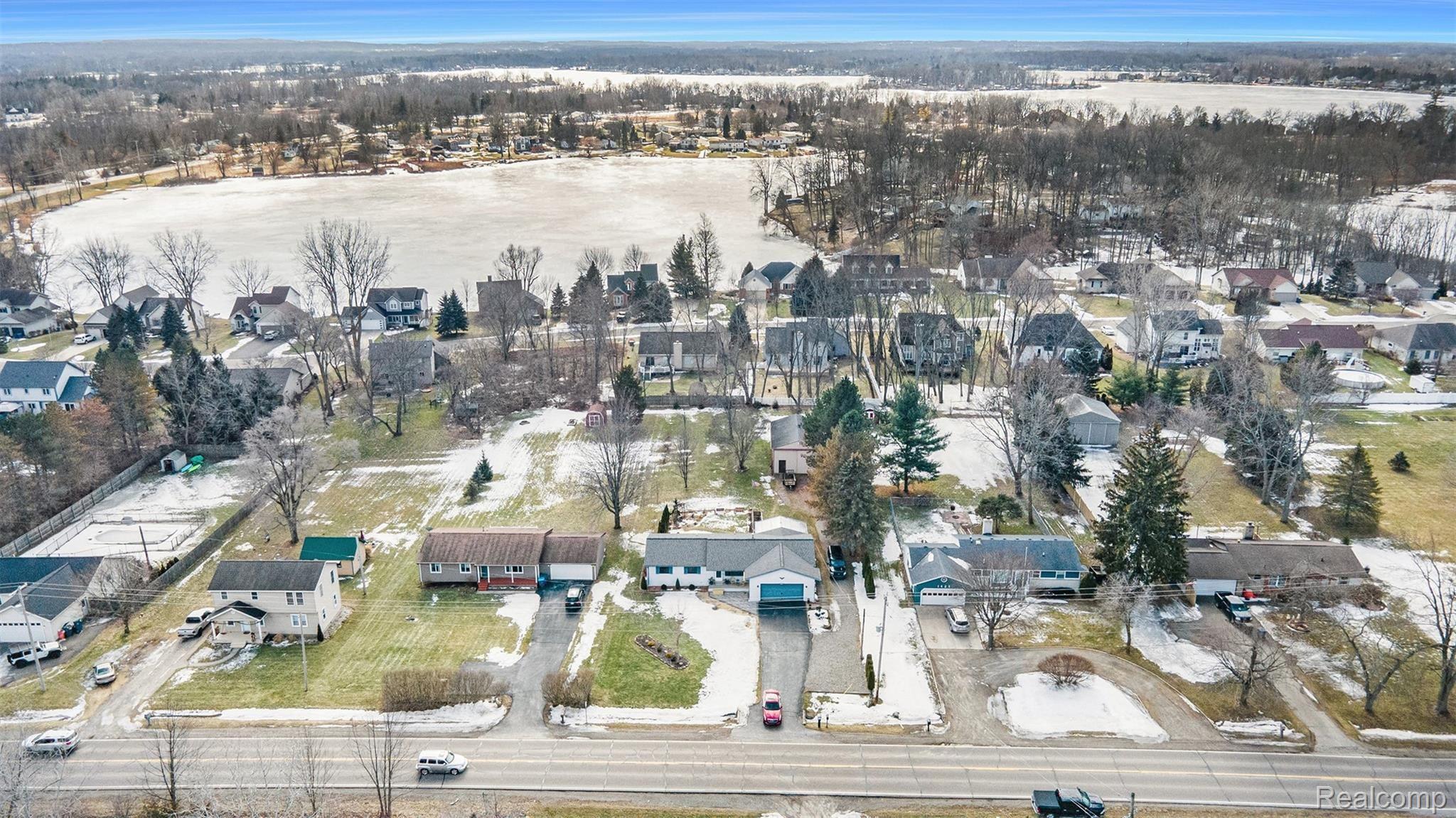 1411 North Long Lake Road Fenton, MI 48430 - Photo 42 of 44 DJI_0962.jpg
