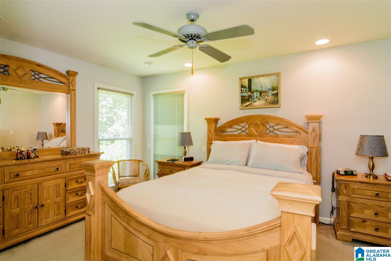 237 South Wood Road Birmingham, AL 35209 - Photo 15 of 31