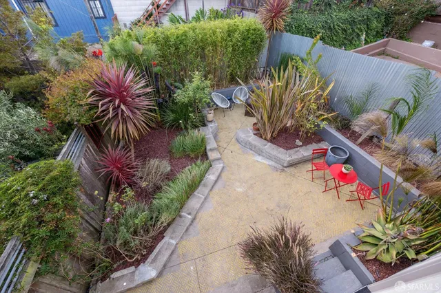 a view of outdoor space yard and patio