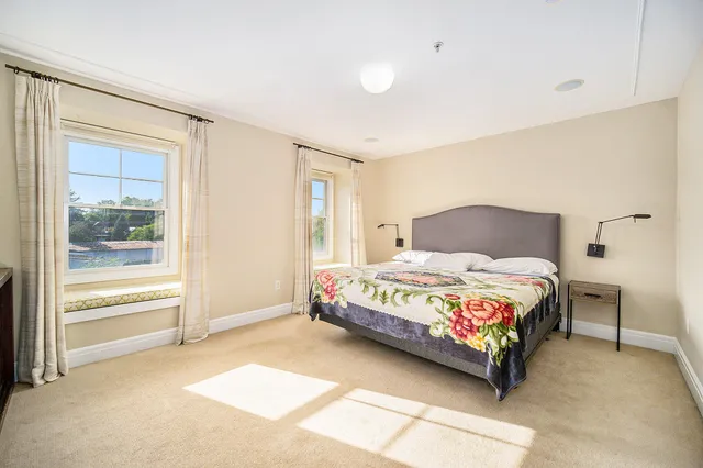 $4,500 | 431 South Ashley Street, Ann Arbor, MI 48104