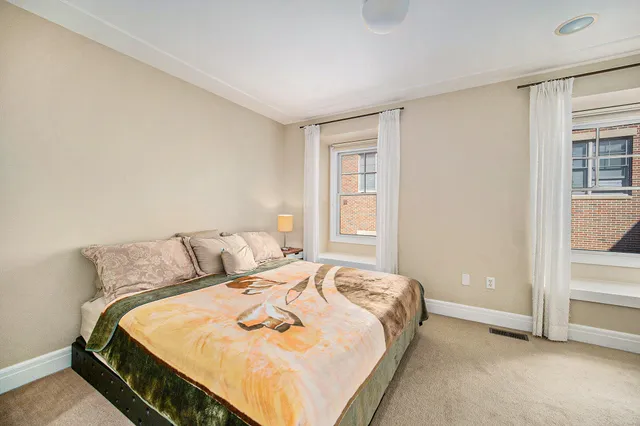 $4,500 | 431 South Ashley Street, Ann Arbor, MI 48104