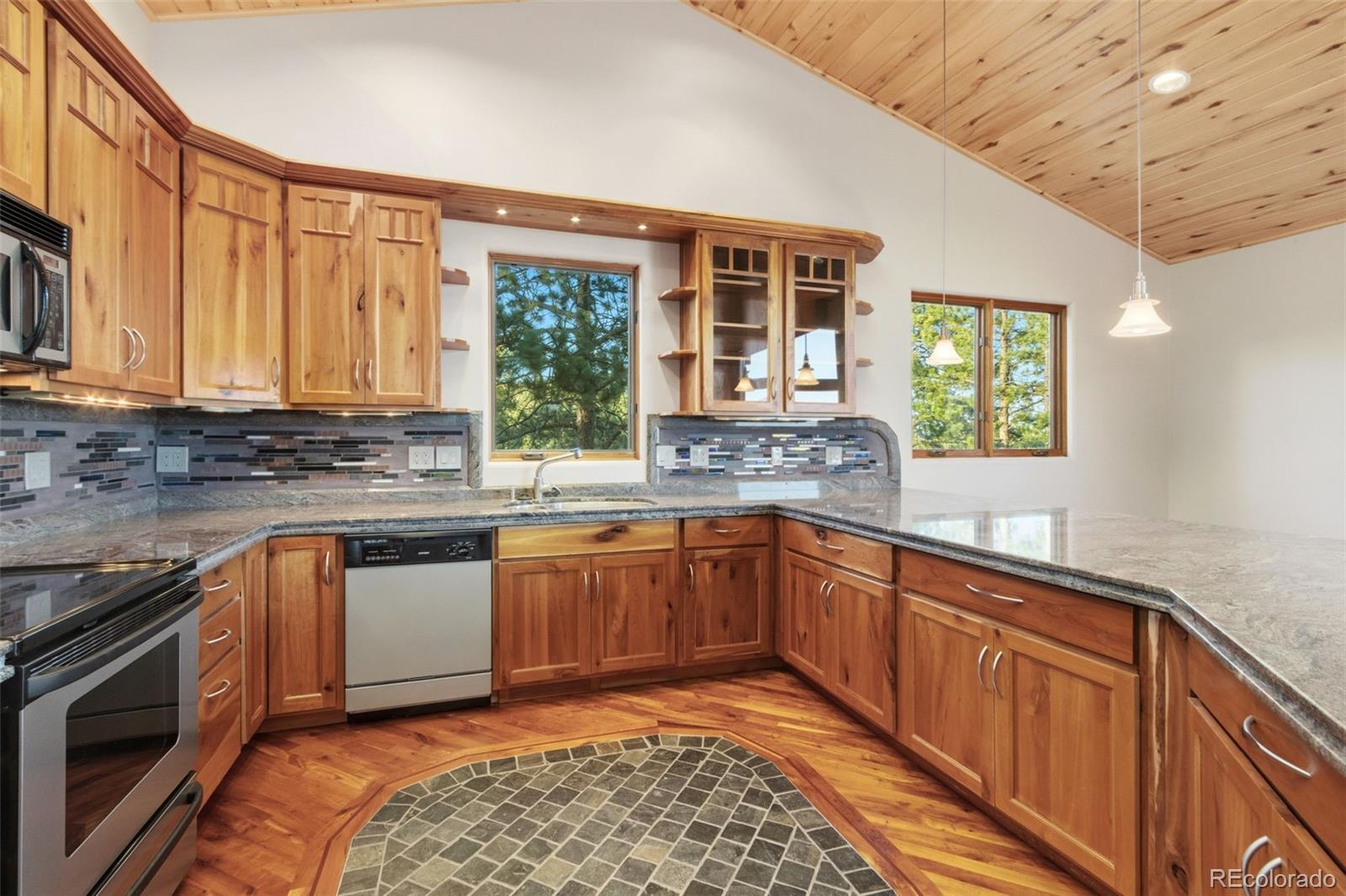 5908 North Rim Road Livermore, CO 80536 - Photo 9 of 48