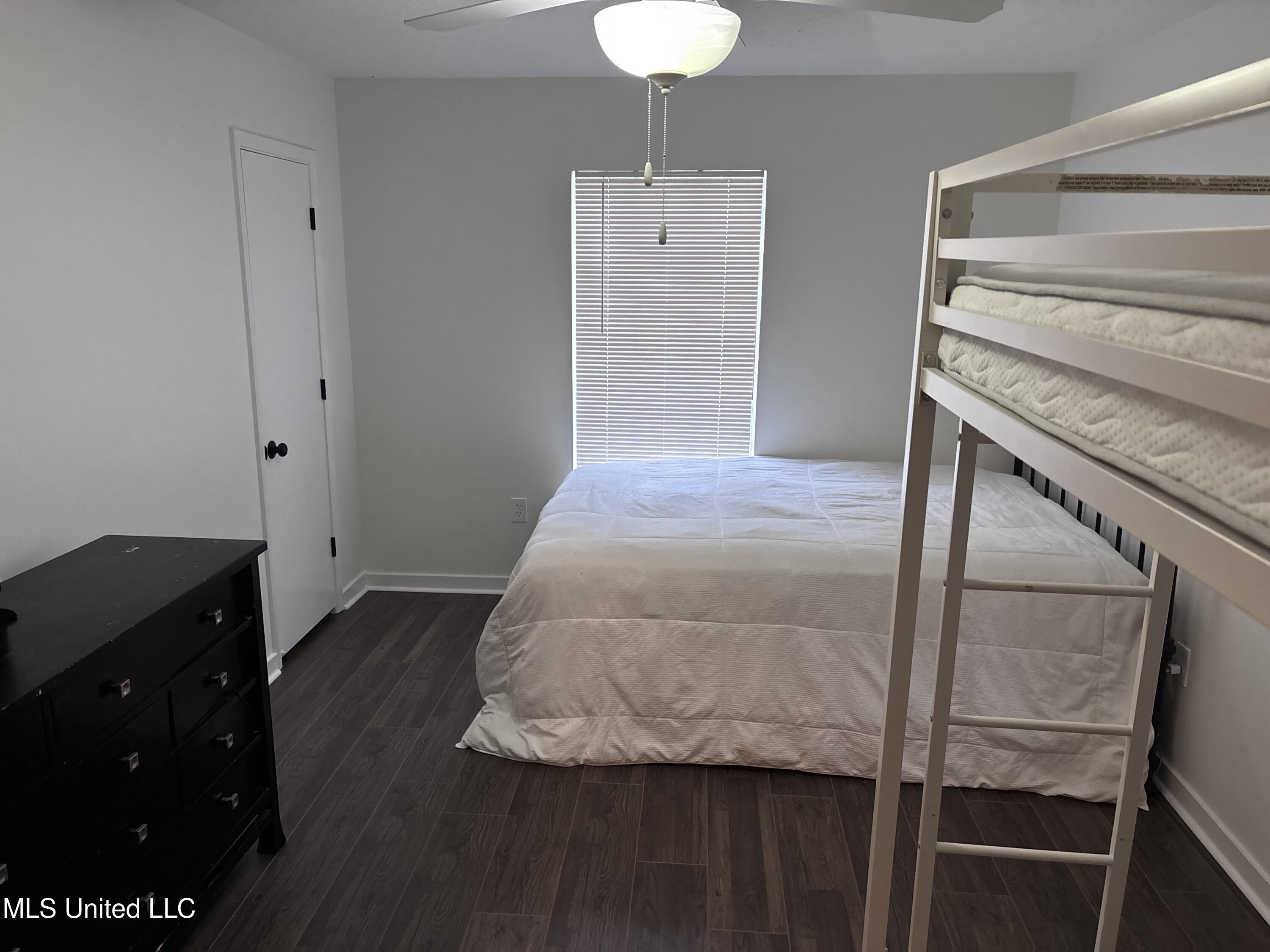 2607 Jennifer Drive Pearl, MS 39208 - Photo 22 of 29 Front Bedroom