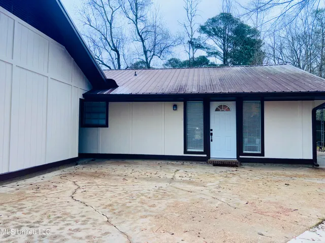 $235,000 | 2607 Jennifer Drive, Pearl, MS 39208