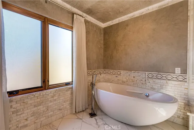 $6,160,000 | 19426 Vía Del Caballo, Yorba Linda, CA 92886