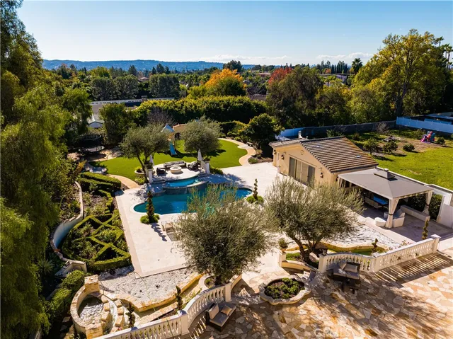 $6,160,000 | 19426 Vía Del Caballo, Yorba Linda, CA 92886