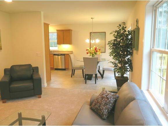 225 Fox Run, Unit 4 Colchester, VT 05446 - Photo 11 of 36 Gallery Image 11