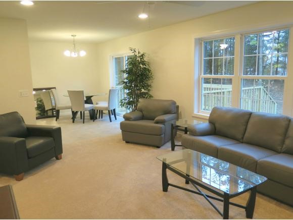 225 Fox Run, Unit 4 Colchester, VT 05446 - Photo 8 of 36 Gallery Image 8