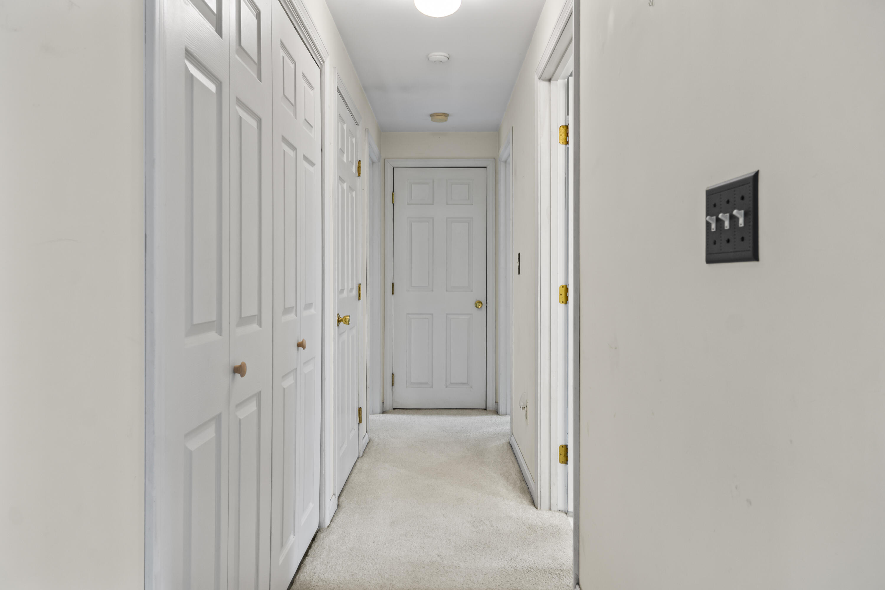 27 Cluf Bay Road, Unit 27 Brunswick, ME 04011 - Photo 16 of 51 Hallway