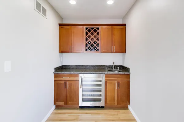 $700,000 | 425 Island Pointe Drive, St. Joseph, MI 49085