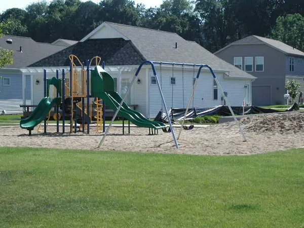 $700,000 | 425 Island Pointe Drive, St. Joseph, MI 49085