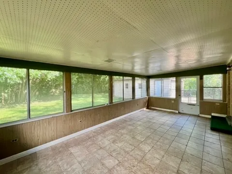 $322,000 | 12513 South McVickers Avenue, Palos Heights, IL 60463