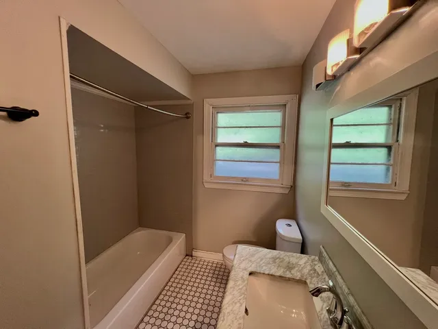 $322,000 | 12513 South McVickers Avenue, Palos Heights, IL 60463