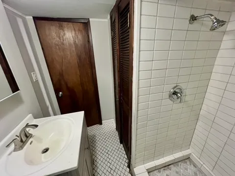 $322,000 | 12513 South McVickers Avenue, Palos Heights, IL 60463